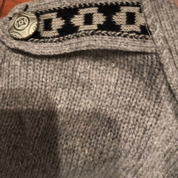 Free People Sweater - Picture 4 of 4